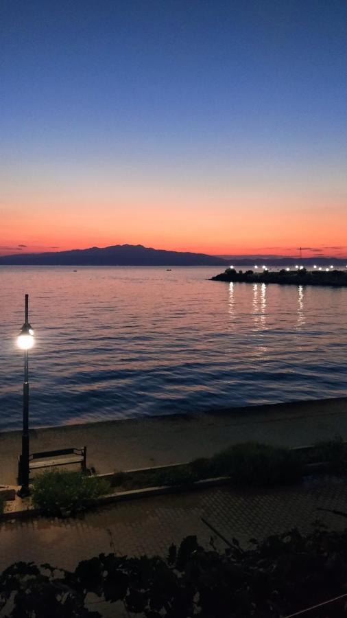 Golden Sunset Beach Apartment Skála Kallirákhis المظهر الخارجي الصورة