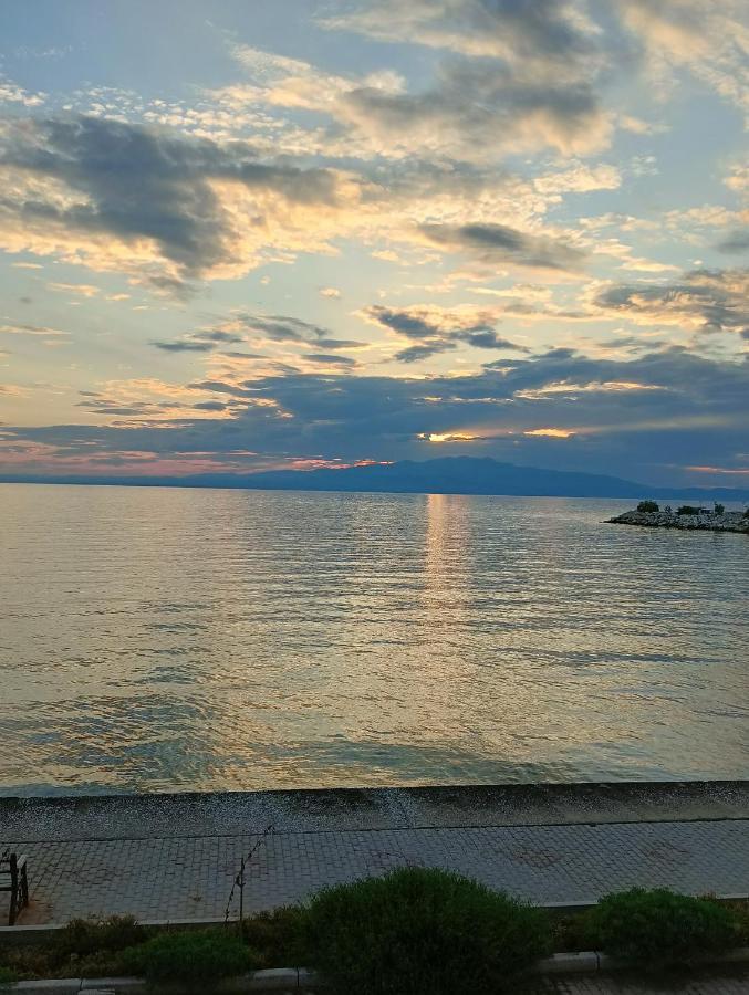 Golden Sunset Beach Apartment Skála Kallirákhis المظهر الخارجي الصورة